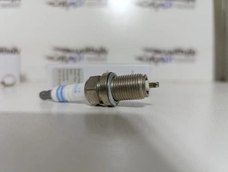 شمع تک پلاتین سیتروئن پایه کوتاه FR7DC9